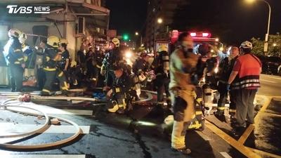 北投知名便當店林家排骨「深夜巨響」氣爆起火 現場碎片滿地