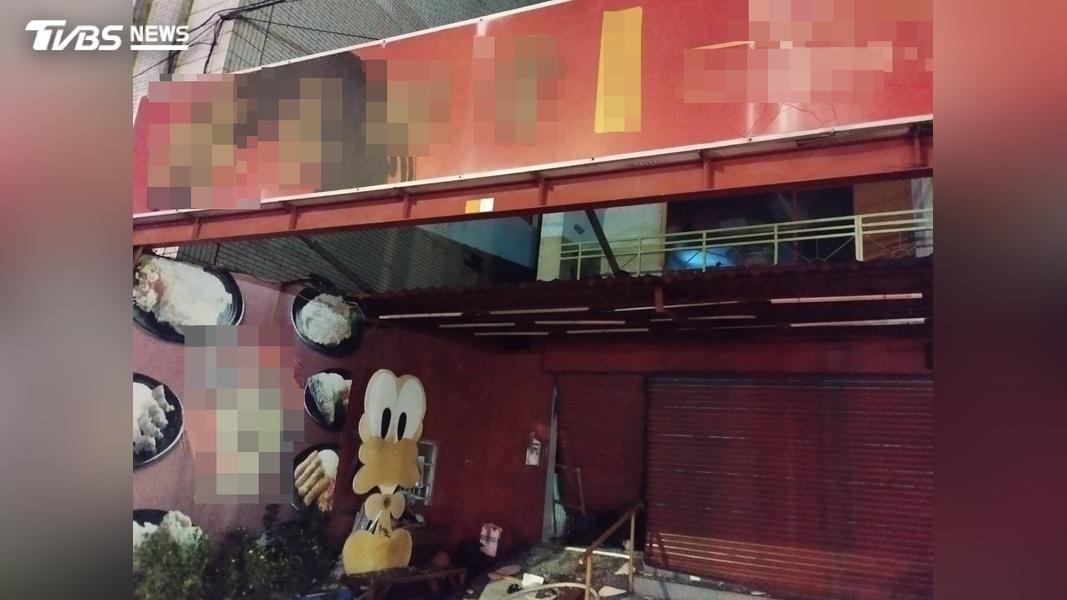 北投知名便當店林家排骨深夜發生氣爆。(圖/TVBS)