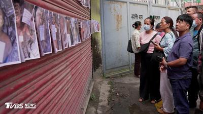 交通阻、通訊斷! 72hr已過仍逾2500人失聯 家屬尋親哭斷腸