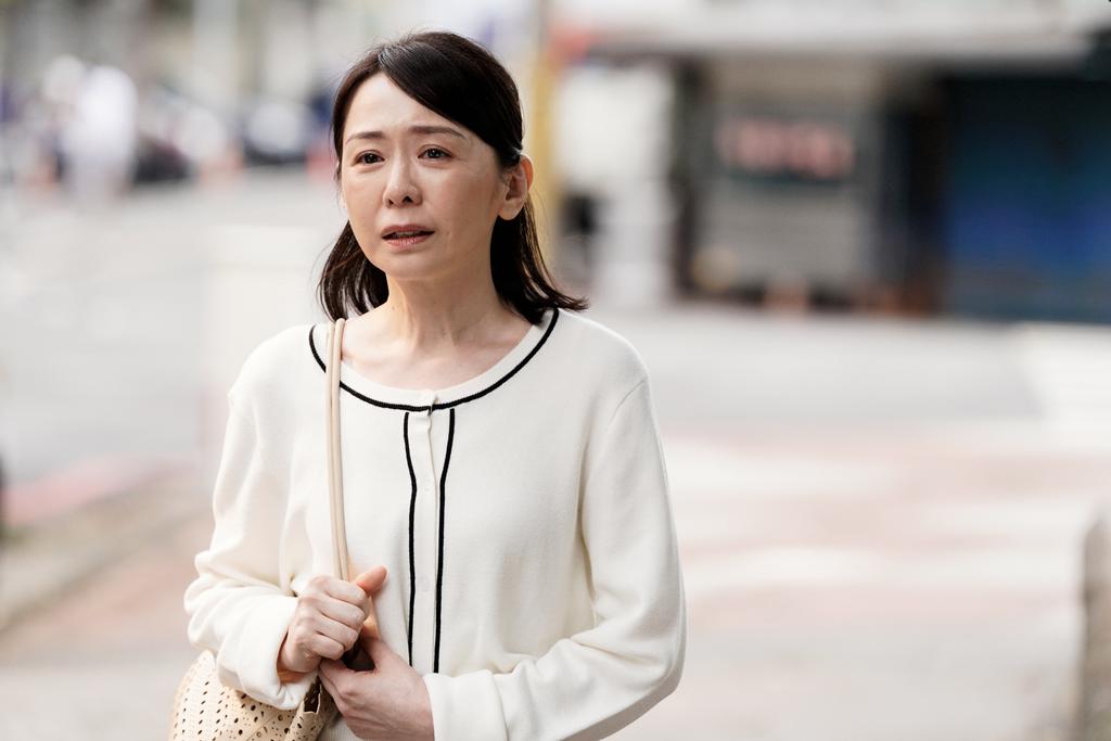 金鐘影后救災被罵「沽名釣譽」 躲家中痛哭