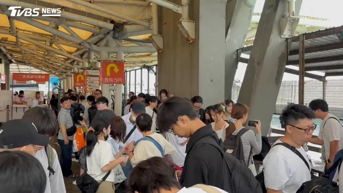 東琉線週一全停駛!遊客急撤離小琉球