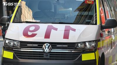 頻飄出屍臭味!台中一對男女陳屍車內 嚇壞民眾