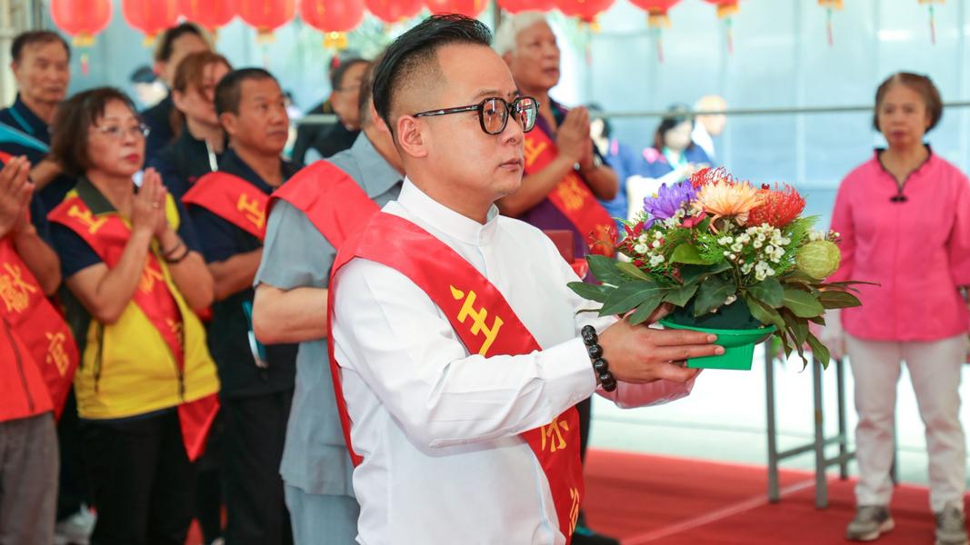 童子瑋參加客家義民嘉年華民俗活動。(圖/童子瑋辦公室提供)