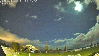 有片/紐西蘭夜空現巨大「綠色火球」!拖白色長尾15秒炫目畫面曝