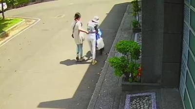 獨家/8旬嬤回診「自推輪椅走數百公尺」隔日身亡 家屬怒告居服員