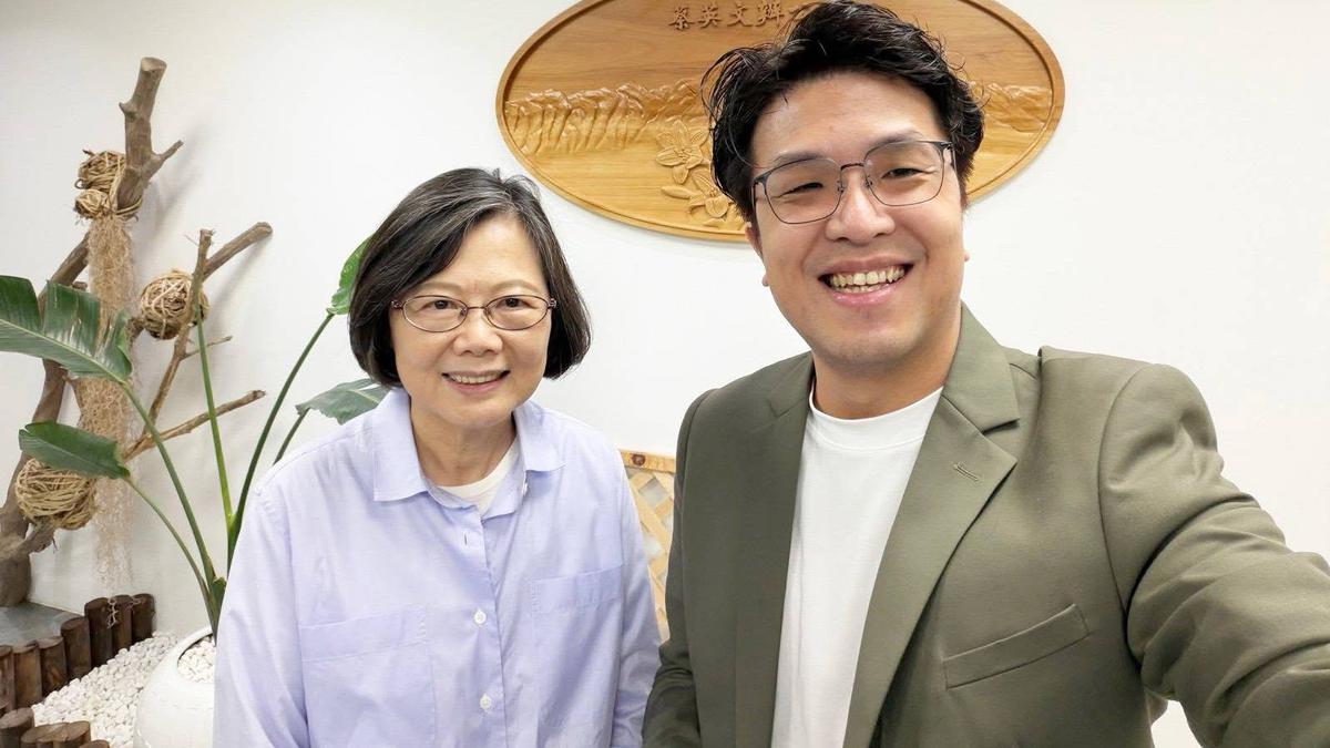 確定了!綠營最強母雞出馬 蔡英文明親自陪同沈伯洋登記