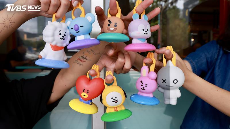 麥當勞買一送一!聯名BT21公仔入手管道曝。(圖/潘建樺攝)