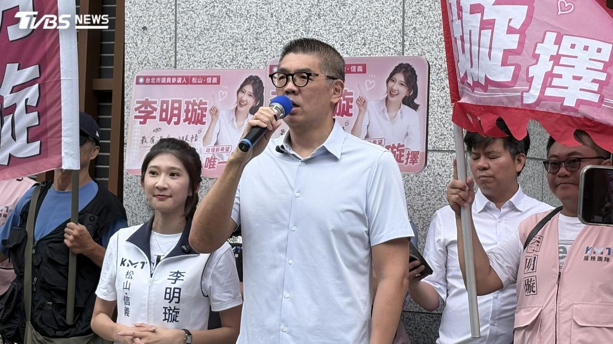 連勝文陪藍小雞登記 喊話藍白合作才能贏:記取2024慘痛教訓