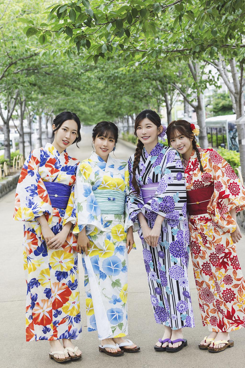 4位女孩的精緻妝髮,皆由職人級專業團隊以最高規格打造。(圖/樂天女孩Rakuten Girls提供)