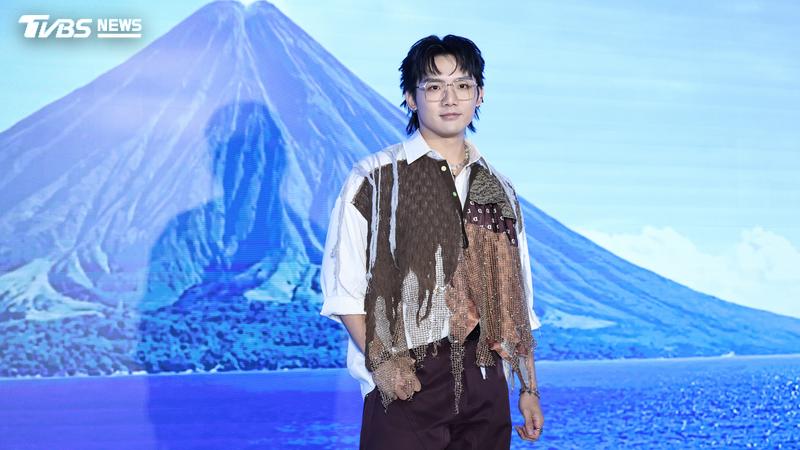 徐暐翔推出新專輯《愛火山的人》。(圖/張哲鳴攝)
