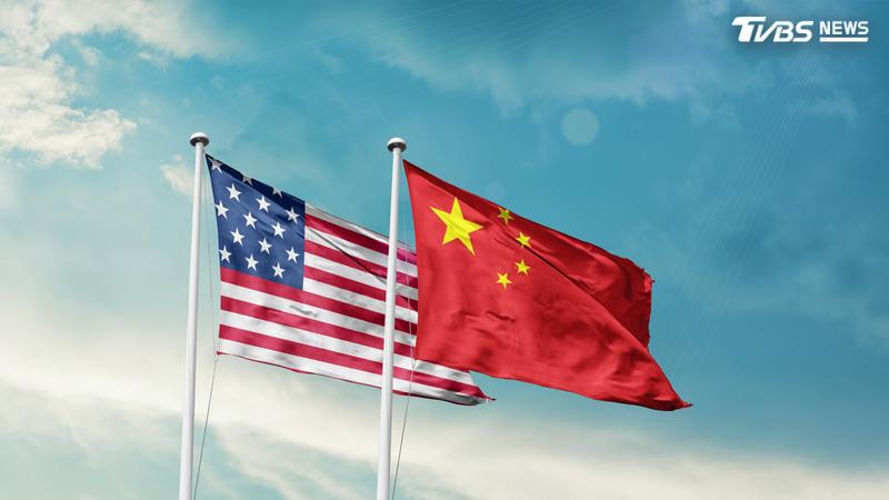 一名美國籍記者因在美國境內充當中國政府代理人,遭判處2年聯邦監禁。(圖/Shutterstock達志影像)