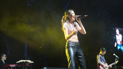 金曲女星紐約中央公園狂歡!4800人冒雨朝聖 盛況曝光