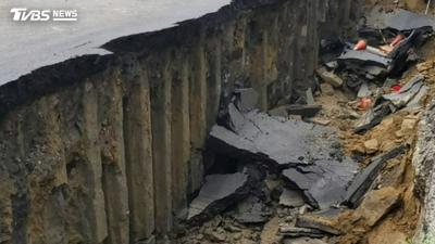 台南工地清淤挖大洞!酒駕男連人帶車墜坑亡 法官判這3人有罪
