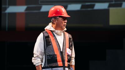 王偉忠「戴安全帽當工頭」認不出 一開口全場驚呆