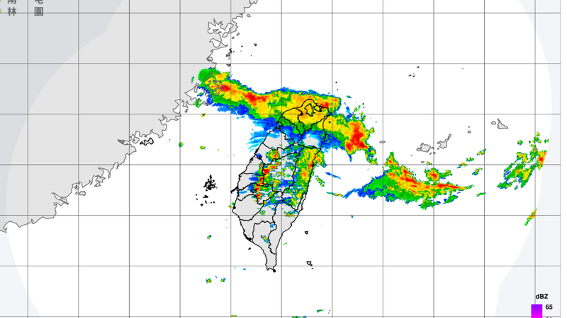 偏西南風+東北風輻合形成雨區,北部留意豪雨。(圖/氣象署)