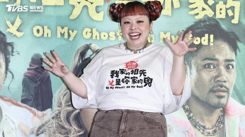 日本女星渡邊直美雙丸子頭造型超級可愛。(圖/黃城碩攝)