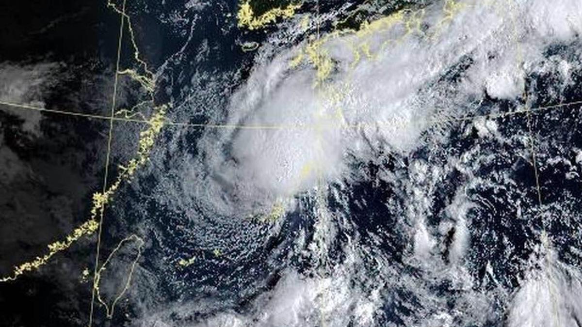 科羅旺颱風長大了!路徑轉向 鄭明典揭特徵:和東北季風共伴