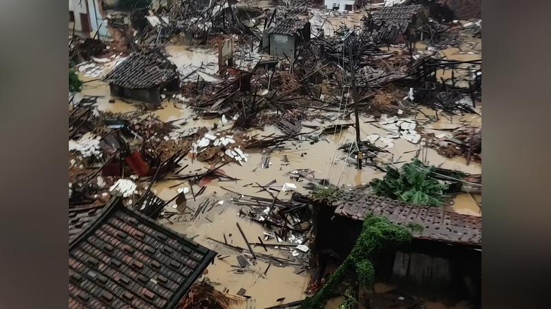影音/夯土房連環塌、千年古橋斷!福建莆田「1天下完北京1年雨量」