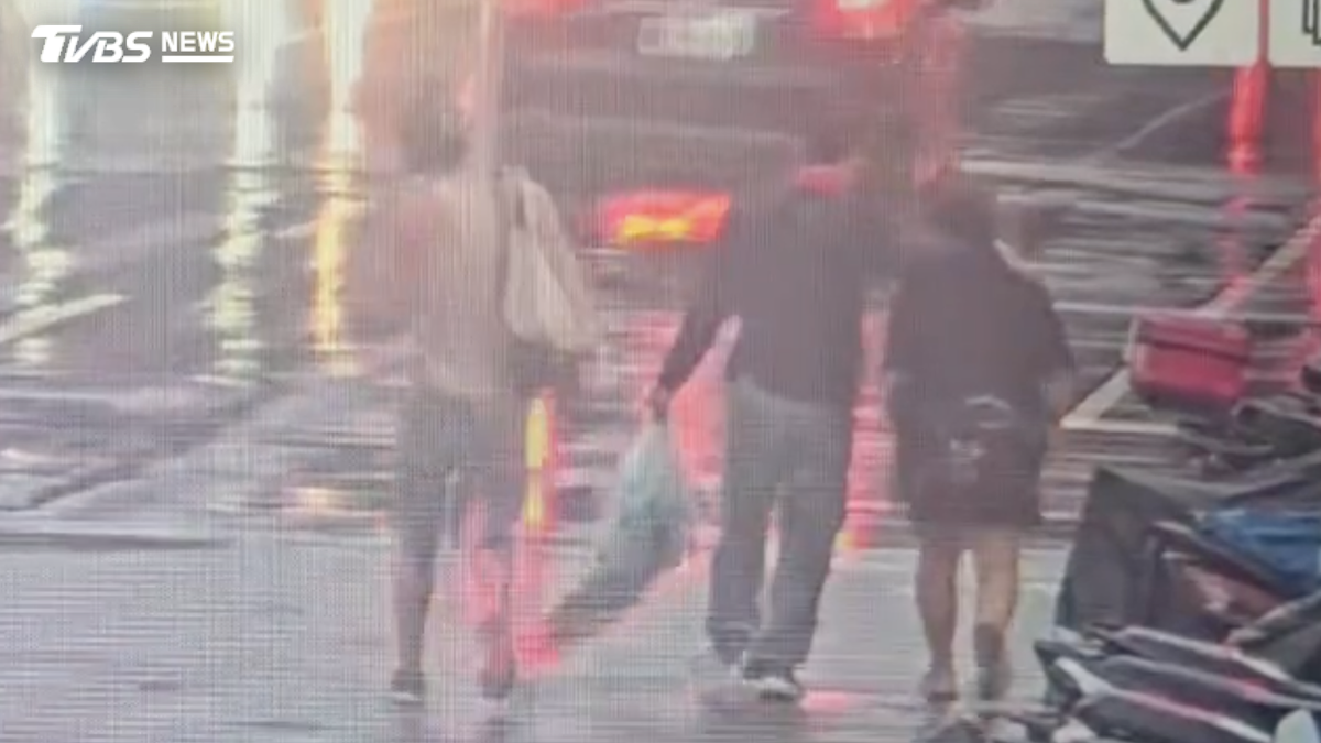 捷運士林站外高聲罵港式粗口!港男遭路人誤會圍毆不提告