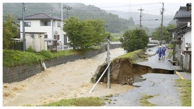 颱風、鋒面雙夾擊 鹿兒島雨量破紀錄 拉響土石災害警報