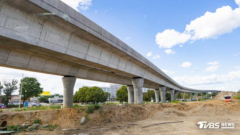 義男埋伏綁架前女友!將她從40米高橋拋下身亡 隨後跳橋