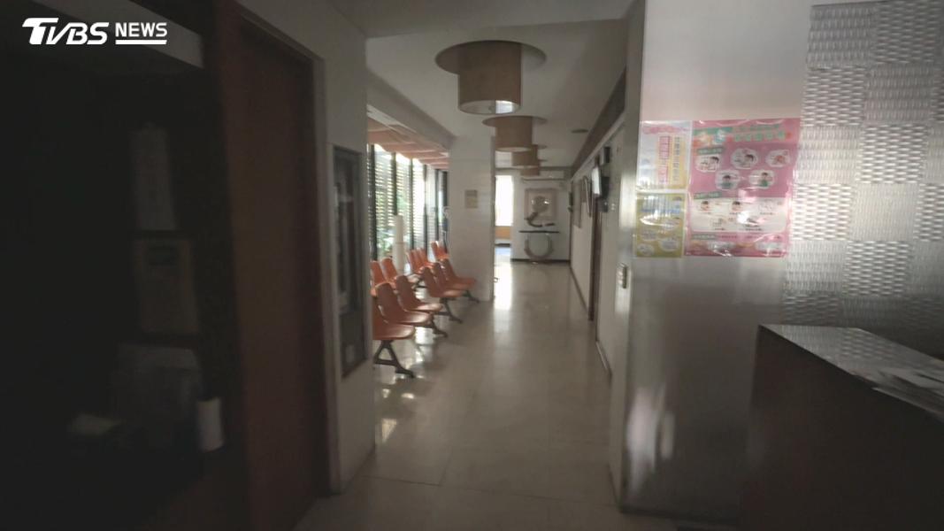 台中50戶停電逾12小時!變電箱藏銀樓地下室難修 婦產科停電沒冷氣吹(圖/TVBS)