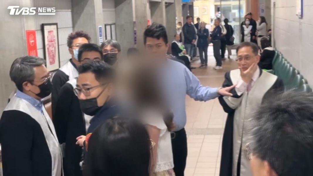 收押仍囂張!女掌摑律師公會理事長 開庭嗆聲「打全世界律師」確定入監(圖/TVBS)