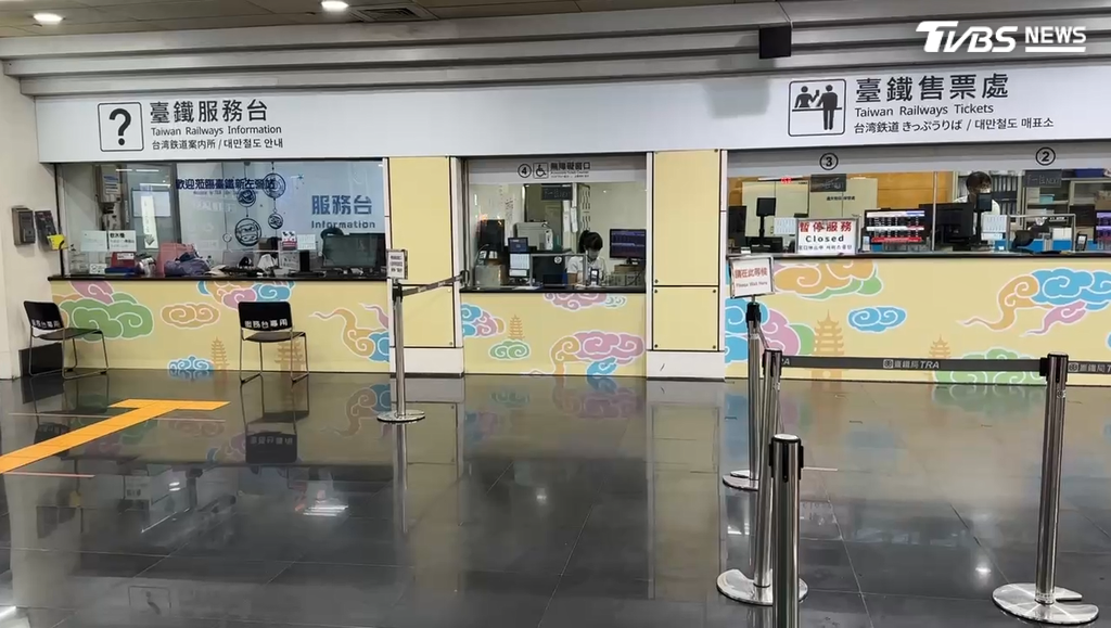 台鐵說明,6日上午因屏東潮州站號誌故障,部分班次出現延誤,疑似進站的班次過於密集,導致這位民眾搭上前一班車次,抵達新左營站時才發現搭錯(圖/TVBS)