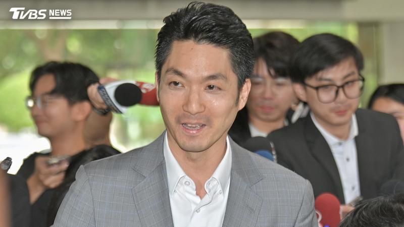 台北市長蔣萬安日前遭政委陳時中批評「面相難看」。(圖/胡瑞麒攝)