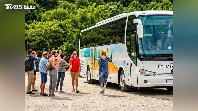 性騷擾-花蓮-中國遊客-遊覽車-東岸-司機