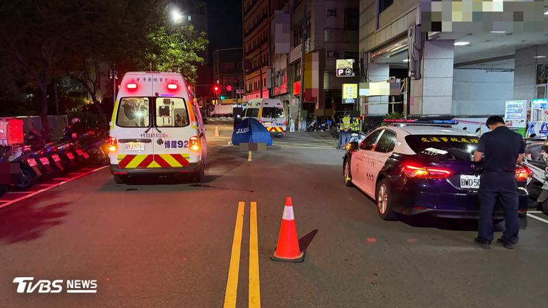 台中恐怖車禍!女護理師遭撞飛輾壓爆頭慘死。(圖/民眾提供)