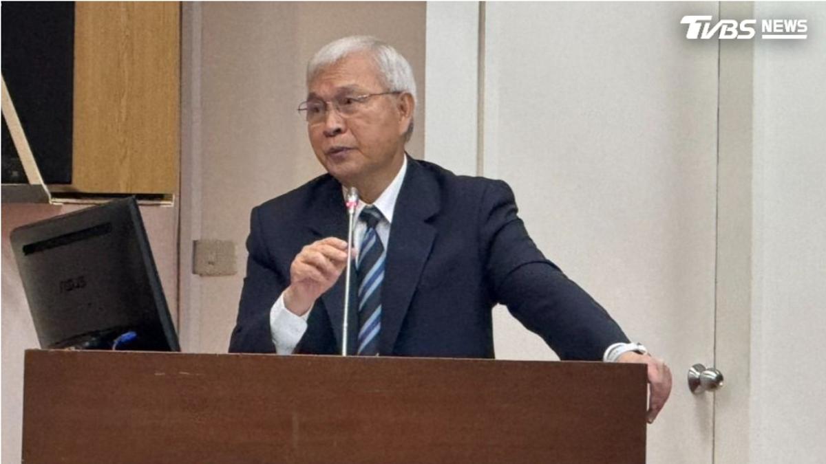 全球央行總裁評比出爐!楊金龍「連2年A-」發聲了