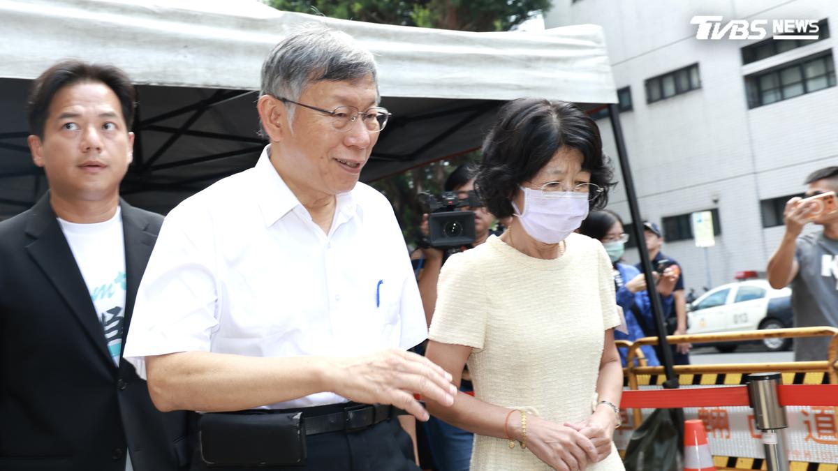 政治獻金二審首開庭!柯文哲仍作無罪答辯 李文宗爭眾望薪資範圍