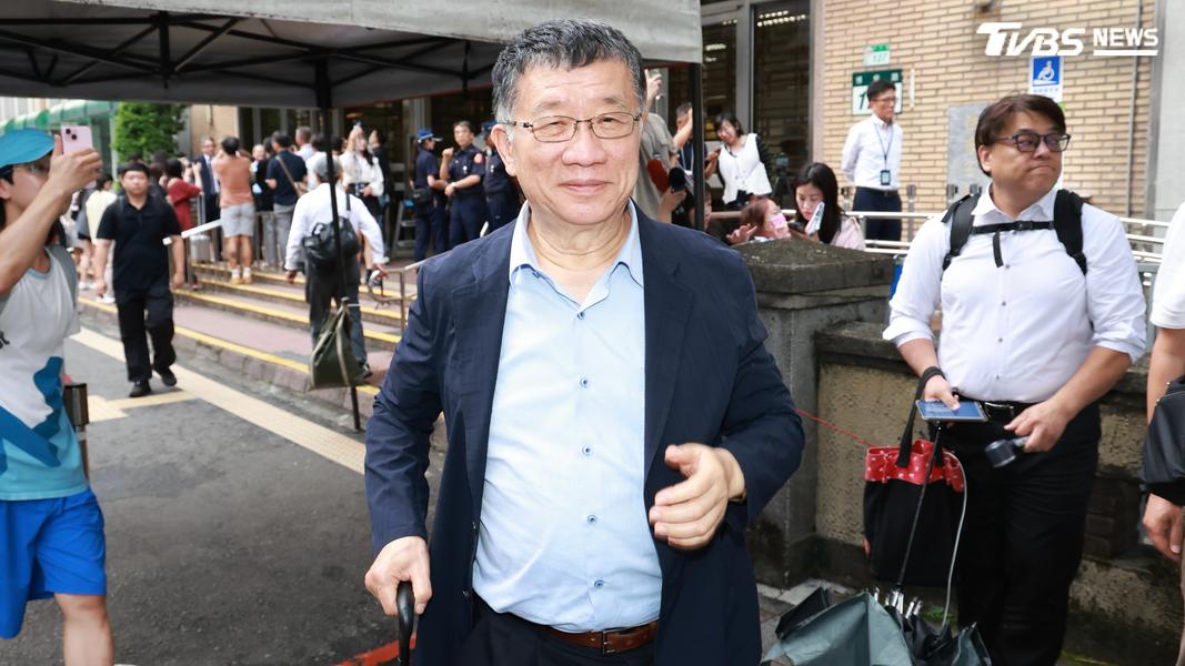 柯文哲二審辯護律師林石猛。(圖/潘建樺攝)