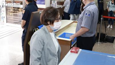 職場霸凌顏慧欣懲戒案開庭 楊珍妮不認罪:無中生有、斷章取義