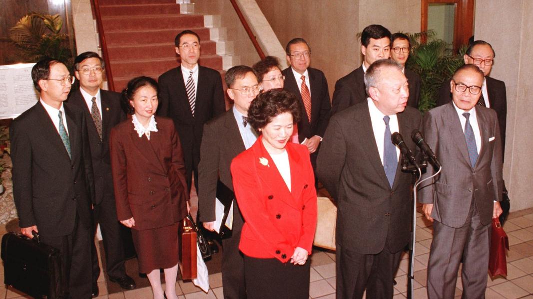 董建華上任初期推出多項長期發展計畫。(圖/翻攝自網路)