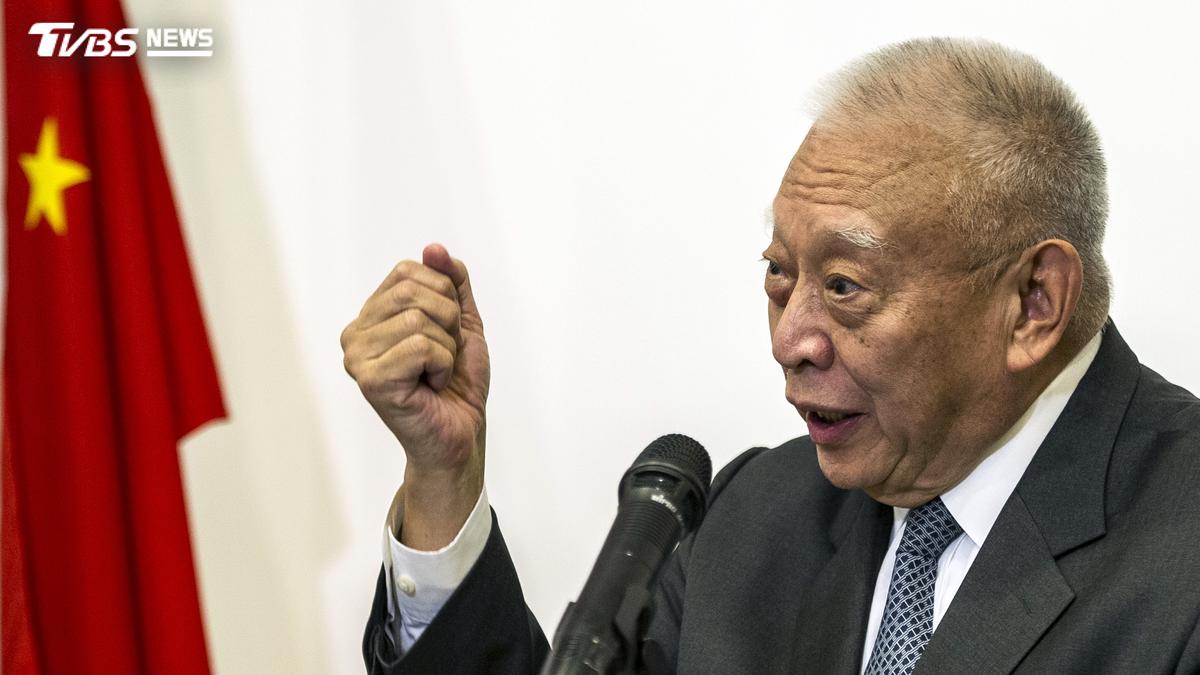 董建華89歲病逝!「船王之子」到香港首任特首 真實生日藏故事