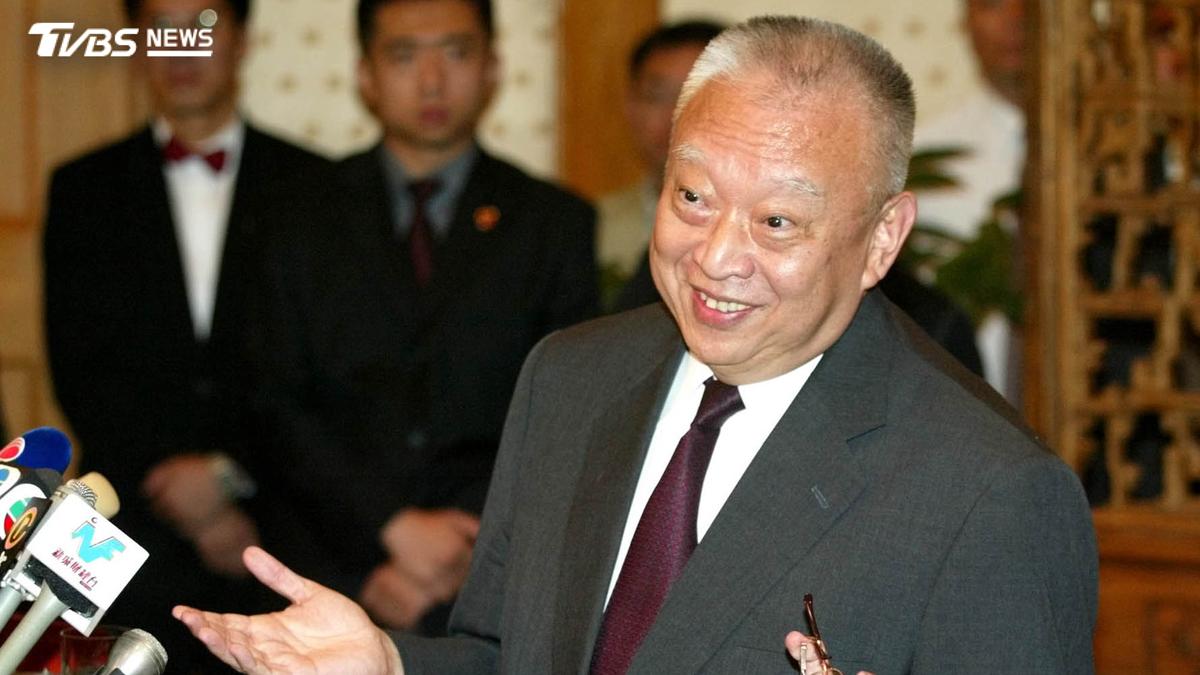 董建華89歲病逝!17歲赴英只懂3句英文 曾做苦工養活自己