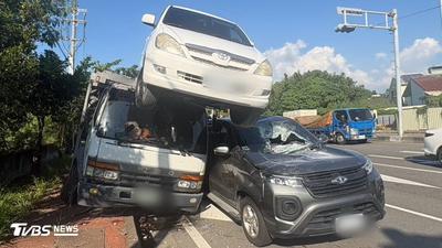 彰化5車連環撞!「運車大貨車」煞車失靈 失控猛衝慘疊一起
