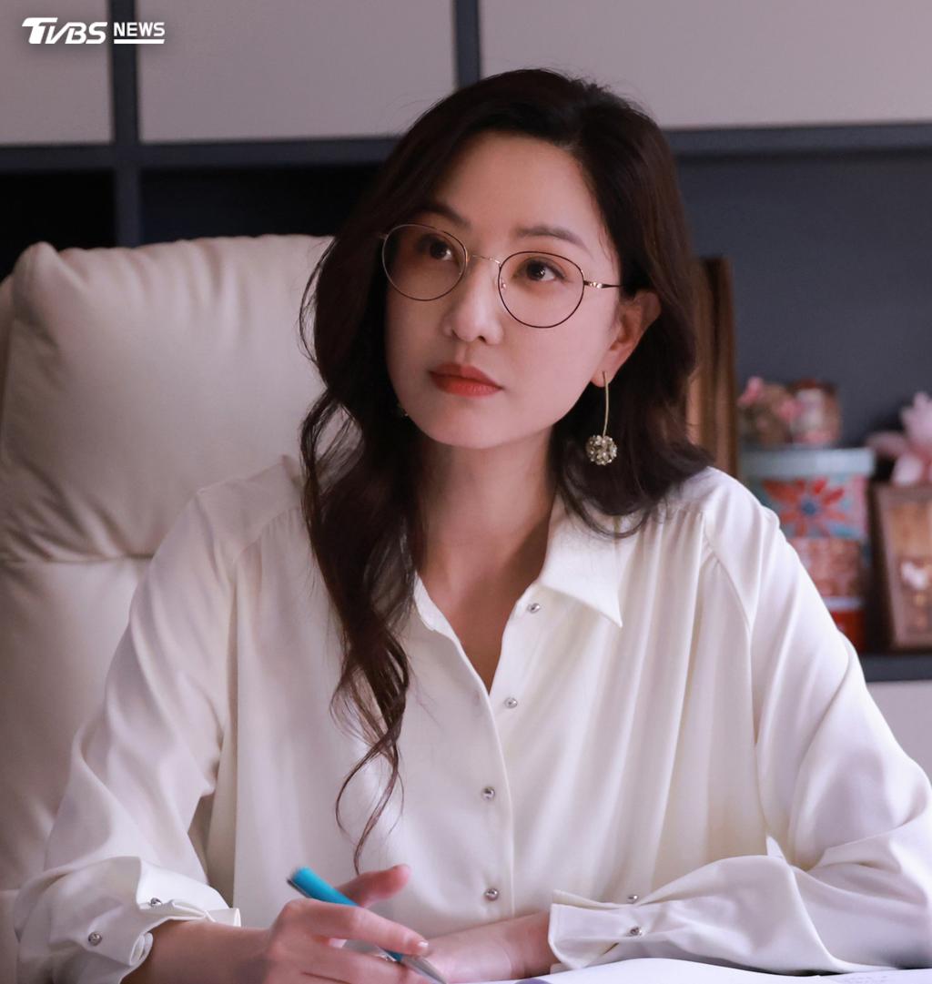 鄭希怡先前參加《乘風破浪的姐姐》再度翻紅。（圖／TVBS）