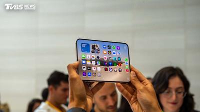 日媒揭蘋果首款摺疊iPhone Duo一弱點 比華為、小米還差
