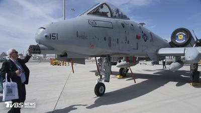 伊朗報復!飛彈轟美軍基地 A-10遭炸「少一機翼」、 8架F-15受損