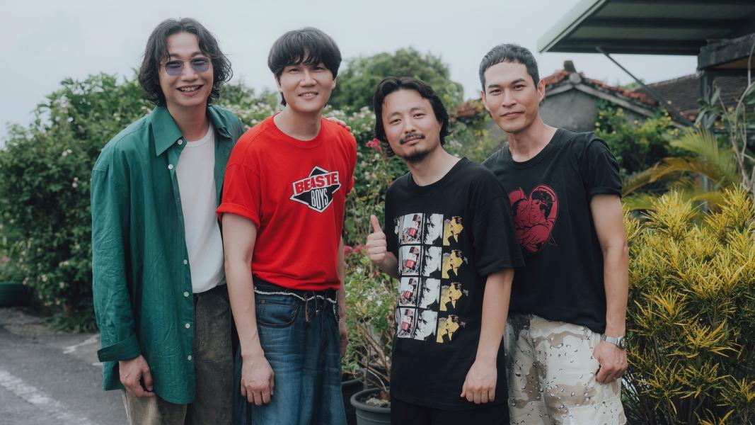宇宙人聯手日本名導Pennacky打造〈Dear You〉MV。(圖/相信音樂提供)