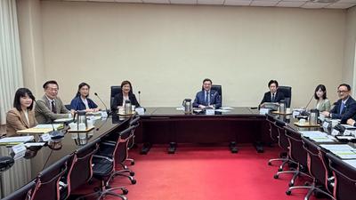 藍營分裂浮現?王惠美同框卓榮泰談彰化建設 政院:凝聚共識