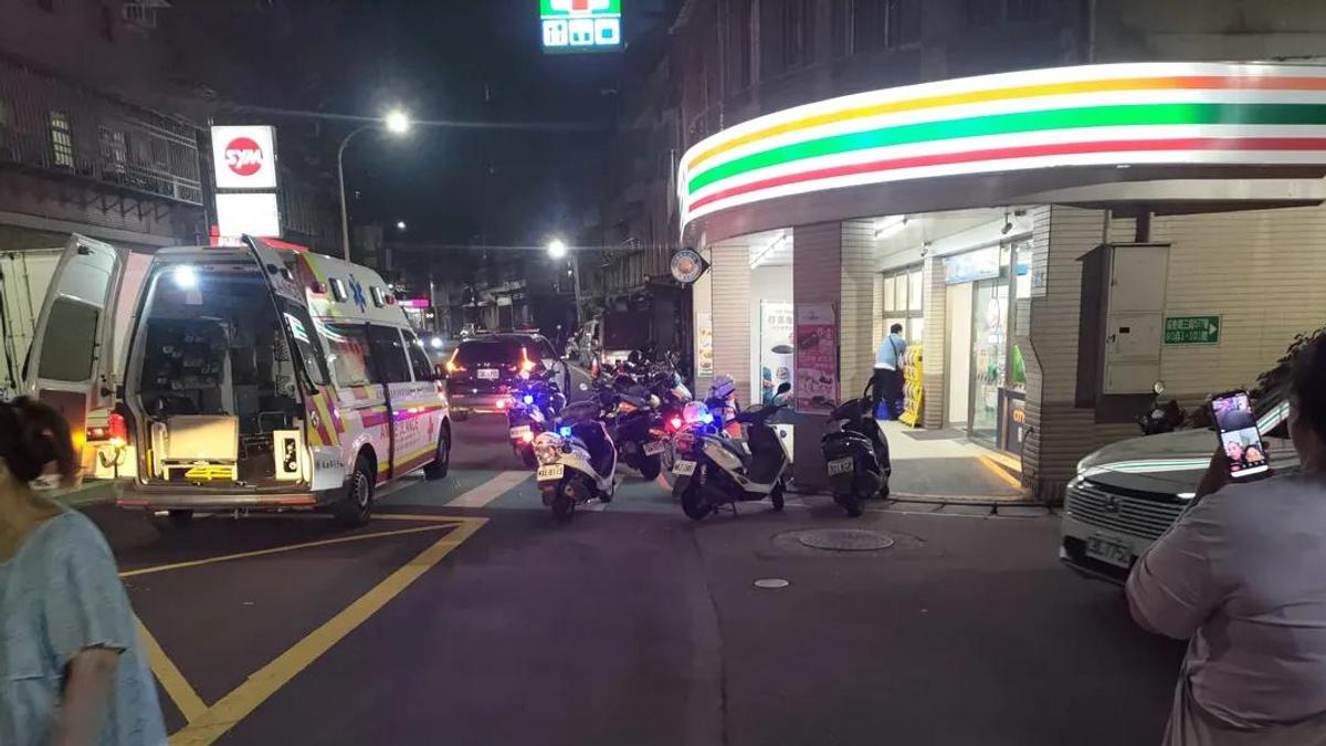 酒醉裝熟靠太近爆衝突!蘆洲超商2男互毆見血