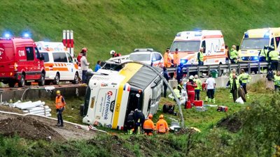 瑞士阿爾卑斯山驚傳車禍!遊覽車翻覆 荷蘭團48乘客多人死傷