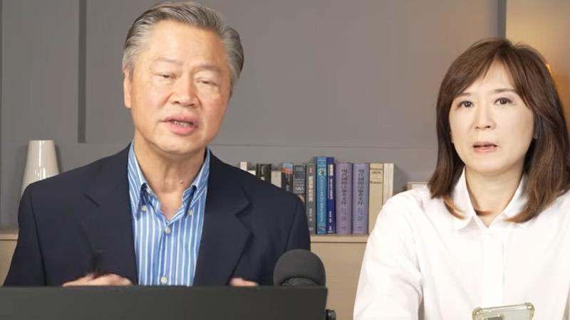 周玉琴和老公賴岳謙今開直播反擊。(圖/翻攝自賴岳謙TV YT)