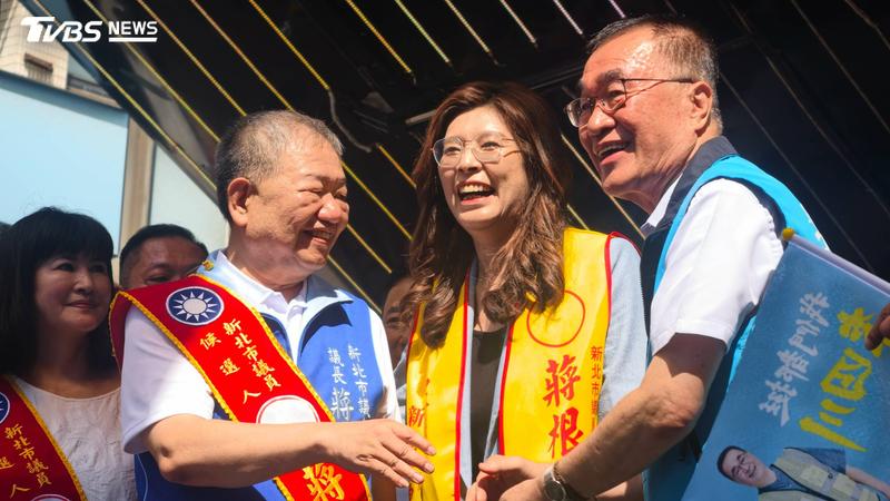 國民黨主席鄭麗文今(12)日赴新北,為國民黨新北市長參選人李四川與爭取連任議員的新北市議長蔣根煌輔選。(圖/國民黨提供)