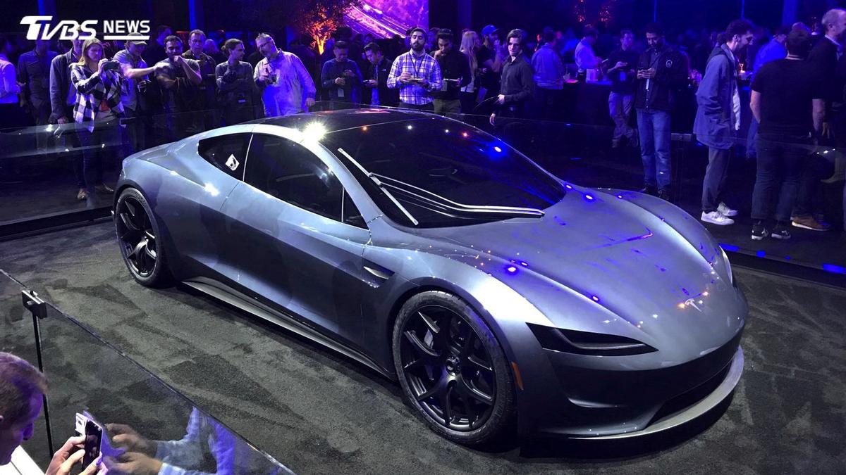 史上最狂車?特斯拉10/1發表會 二代「火箭跑車」Roadster亮相