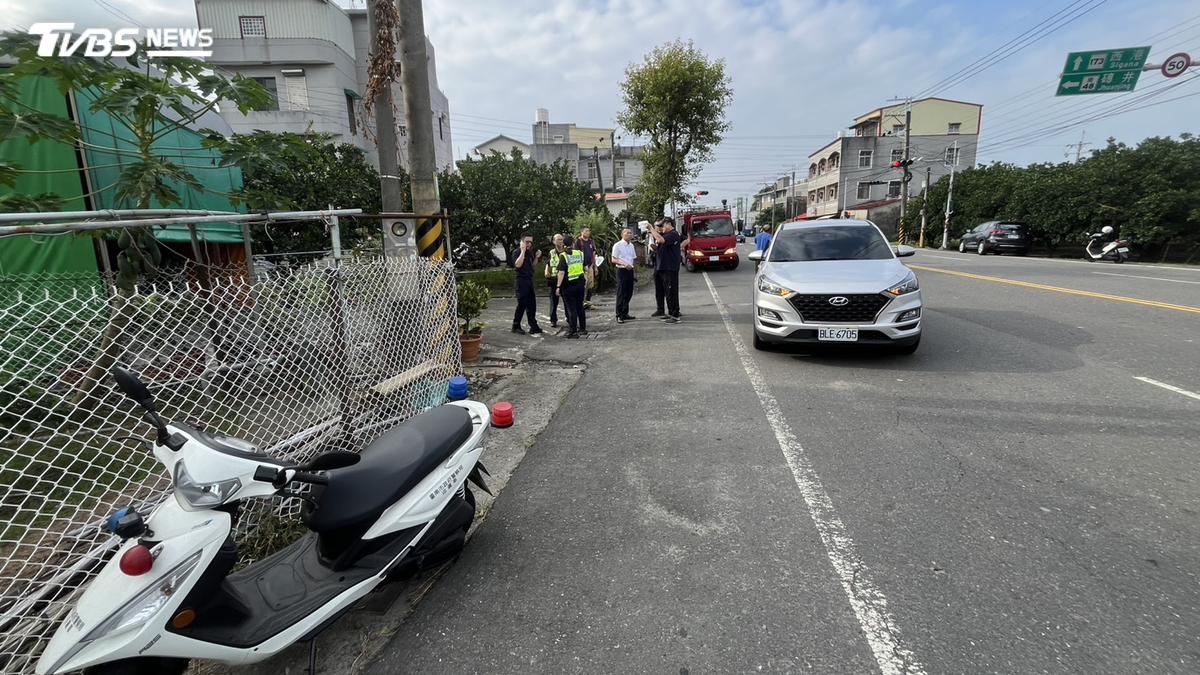 快訊/台南私立高中旁爆隨機砍人!2女遭攻擊濺血 警連轟2槍制伏